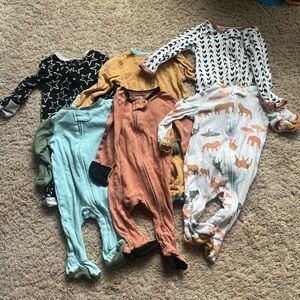 Assorted Cloud Island One Piece Footed Sleepers Gender Neutral 0-3 Months